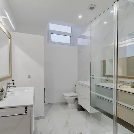 Downtown 79 Apartman