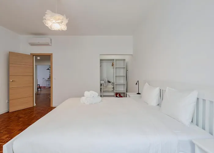 Апартаменты Downtown 79